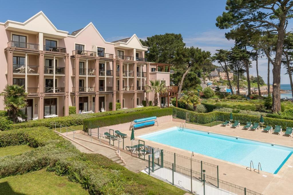 Appartement plage de Trestraou 45m2 Perros-Guirec Extérieur photo